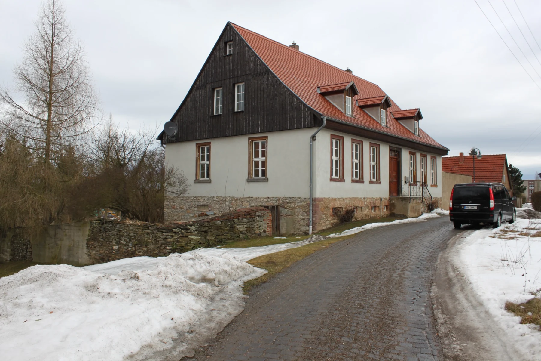 Das Pfarrhaus an einem Wintertag · Privatsammlung